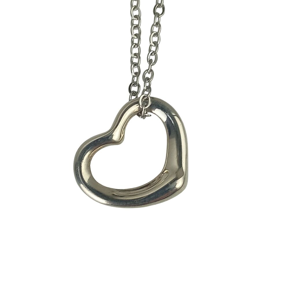 TIFFANY & CO. Silver Heart Necklace